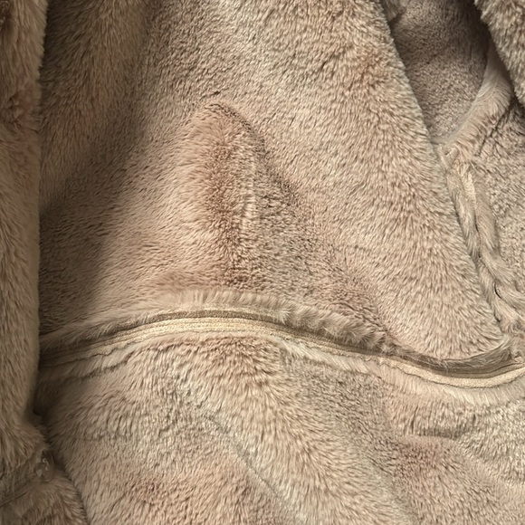 Blush Pink Coat - Picture 8 of 10